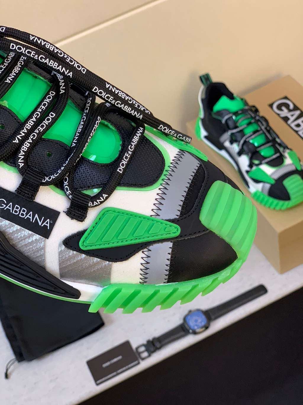 D*G sneaker